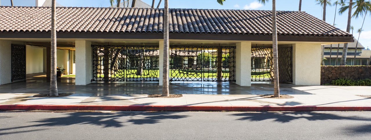 Nets of Makali‘i, the entrance gates of the Maui Arts & Cultural Centre, Hawaii, 1994