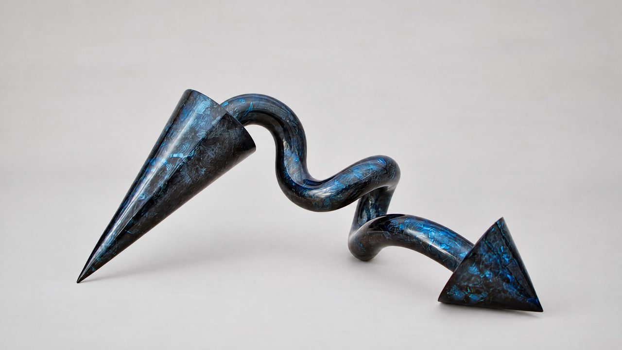 Sky Probe, a mottled blue-black painted steel rod zigzagging between a pointed cone and a flat triangular tip, by David Hamilton